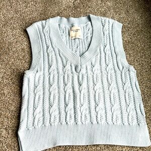 Abercrombie and Fitch sweater vest